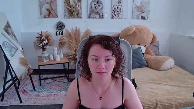 AureliaGleam online show from June 15, 4:25 am