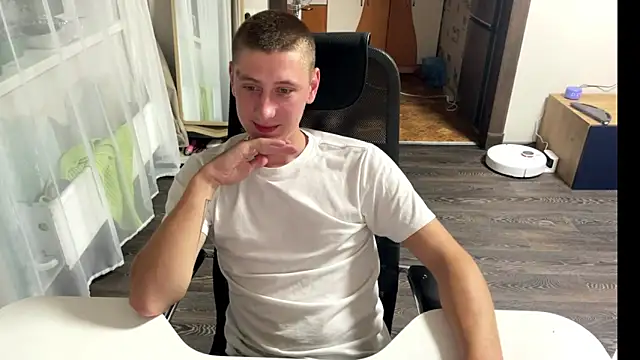 Snapshot of Keksik_ chatting on July 14, 4:13 pm Keksik online show from July 14, 4:13 pm