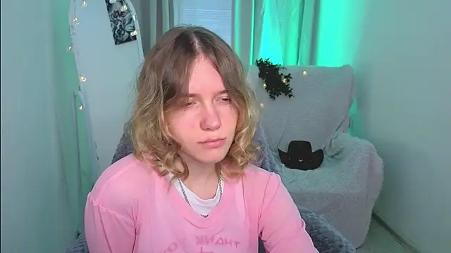 MilanaRayy online show from June 24, 5:39 am