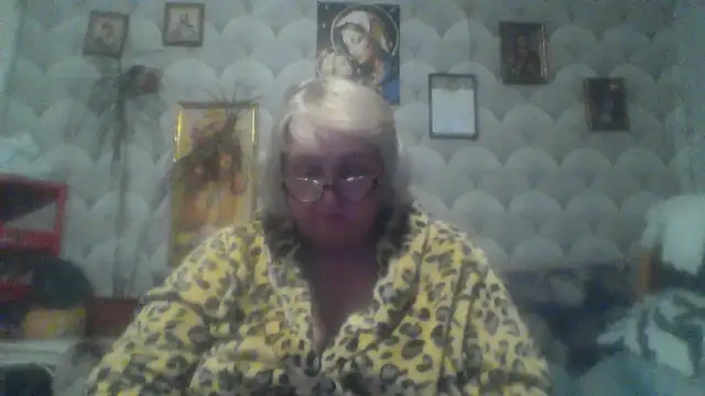 MarinaFarina53 online show from May 17, 5:42 pm