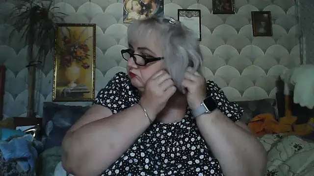 MarinaFarina53 online show from July 5, 4:41 am
