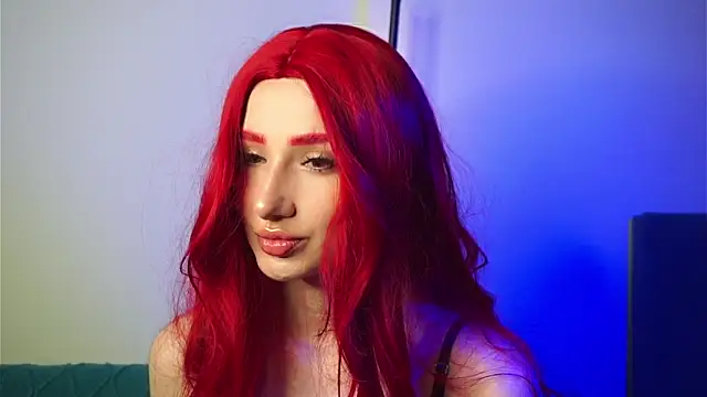 Molly Gerl online show from May 10, 7:35 am