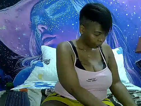 BlackBeautyJuXx online show from June 19, 4:00 pm