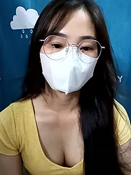 -Hena- online show from June 20, 7:33 am