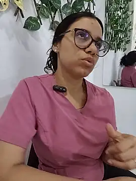 alanahot94 online show from June 14, 6:43 pm