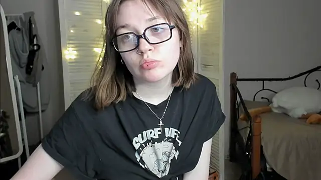RinaSXY online show from June 24, 3:55 pm