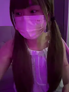 tianxinairen009 online show from May 9, 1:05 pm