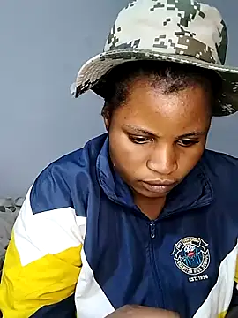 JuicyHoney 01 online show from July 3, 7:42 pm