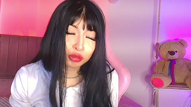 mia gyutarouwu online show from June 18, 12:09 pm