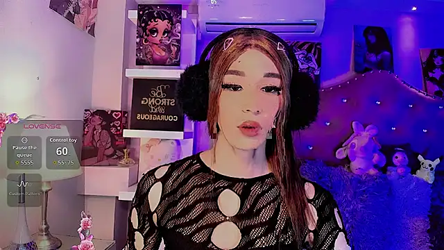 Megaan Dolll online show from May 19, 8:26 pm