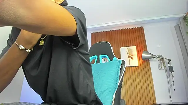 Afrowayuu online show from July 3, 11:16 am