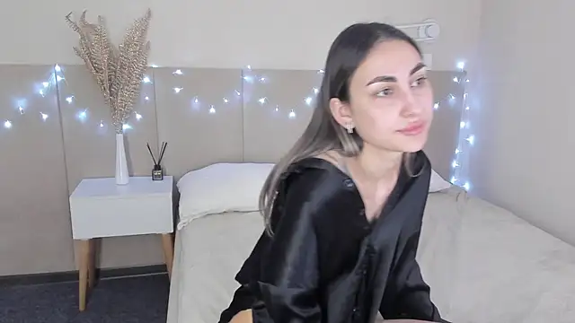 Fly ari online show from June 18, 9:09 am