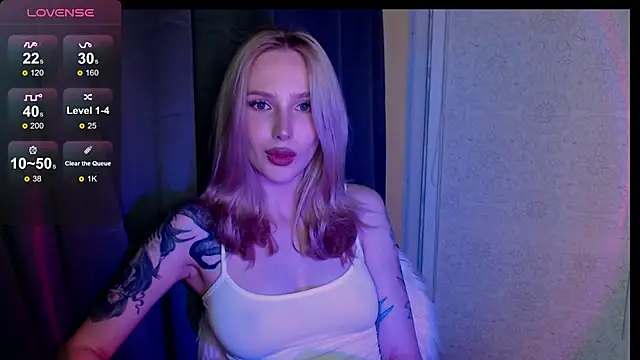 MichelleVelour online show from July 4, 7:20 pm
