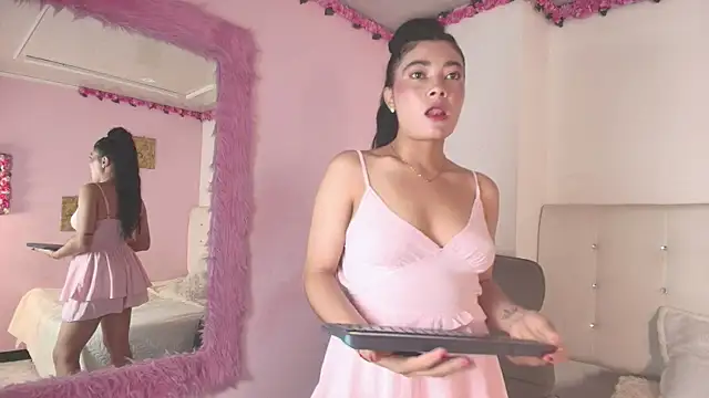 emilly duque online show from July 4, 3:24 am