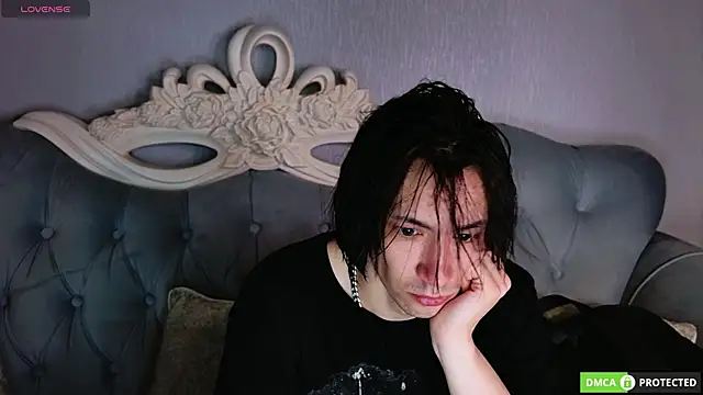 CalvinChapman online show from May 23, 6:12 pm