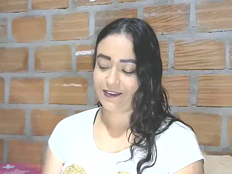 SamanthaPuxy1 online show from May 13, 2:42 am
