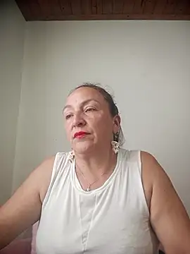dangerous milf online show from July 22, 8:44 pm