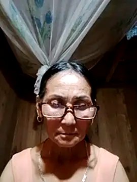 Snapshot of Magy-006 chatting on July 4, 2:01 pm Magy-006 online show from July 4, 2:01 pm
