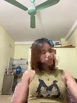 Snapshot of Vi_sexyy chatting on May 23, 6:29 am Vi sexyy online show from May 23, 6:29 am