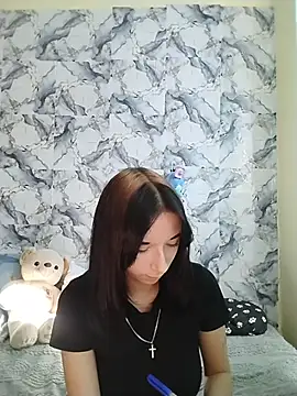 -VictoriaJohnson- online show from May 25, 9:04 am