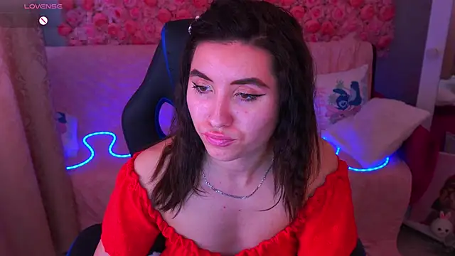 Snapshot of Lola_Leeee chatting on May 11, 1:06 pm Lola Leeee online show from May 11, 1:06 pm