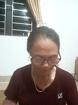 Snapshot of Vieekee chatting on July 8, 1:04 pm Vieekee online show from July 8, 1:04 pm