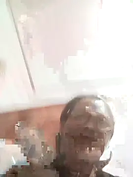 Snapshot of Vieekee chatting on July 11, 1:58 pm Vieekee online show from July 11, 1:58 pm