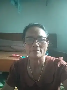 Snapshot of Vieekee chatting on July 18, 10:19 am Vieekee online show from July 18, 10:19 am