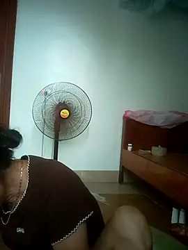 Snapshot of Vieekee chatting on July 24, 8:56 am Vieekee online show from July 24, 8:56 am