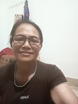 Snapshot of Vieekee chatting on July 28, 3:21 pm Vieekee online show from July 28, 3:21 pm