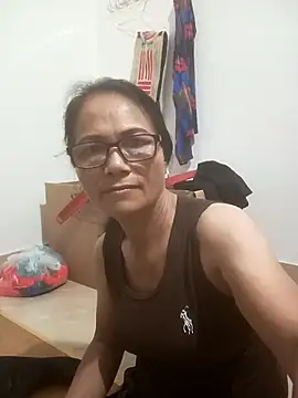 Snapshot of Vieekee chatting on July 29, 10:08 pm Vieekee online show from July 29, 10:08 pm