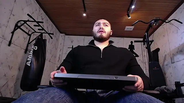 Darius Wolfe online show from May 14, 11:28 am