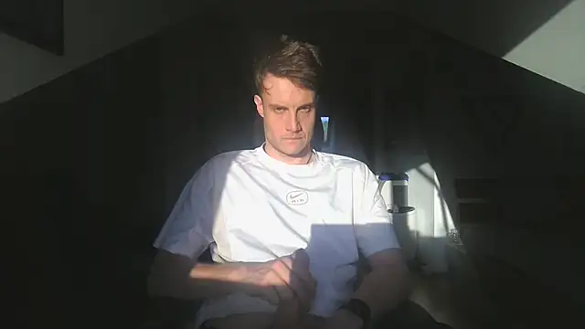Snapshot of funstr1 chatting on May 27, 5:54 pm funstr1 online show from May 27, 5:54 pm