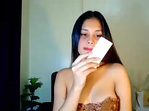 Adrianahearth online show from May 24, 3:33 am