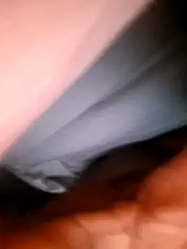 Snapshot of elezdee_lesedi chatting on July 9, 10:47 pm elezdee lesedi online show from July 9, 10:47 pm