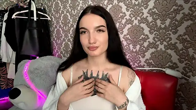 ElizbethLeban online show from May 13, 10:23 am