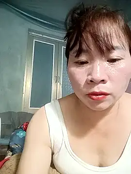 Cumhots111 online show from May 24, 12:54 pm