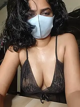 Snapshot of Glorious_Bhabhi chatting on July 9, 6:23 pm Glorious Bhabhi online show from July 9, 6:23 pm