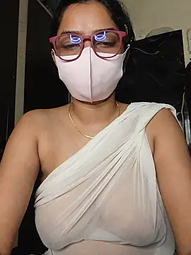 Snapshot of Glorious_Bhabhi chatting on July 11, 5:48 pm Glorious Bhabhi online show from July 11, 5:48 pm