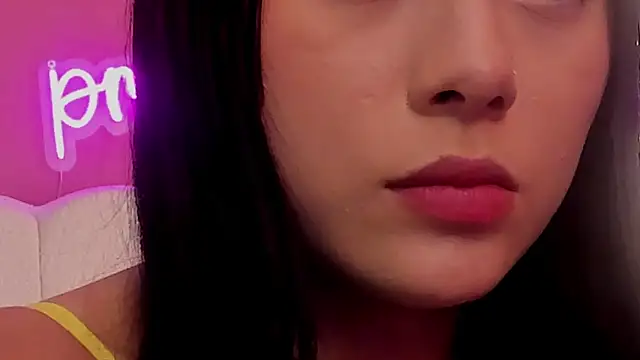 LeslieVenet online show from May 15, 4:58 pm
