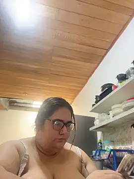 Snapshot of marianacooper1234 chatting on June 22, 9:34 pm marianacooper1234 online show from June 22, 9:34 pm