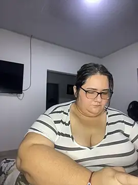 Snapshot of marianacooper1234 chatting on July 11, 2:03 am marianacooper1234 online show from July 11, 2:03 am