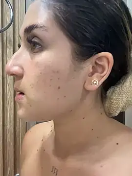IsabelleMilan online show from June 20, 8:11 pm