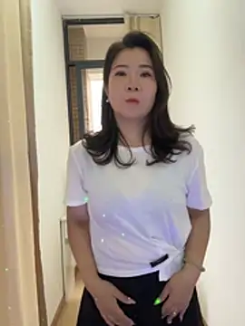 xichunhh online show from May 14, 10:11 am