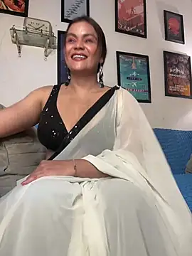 Leena singh1 online show from August 2, 4:38 pm