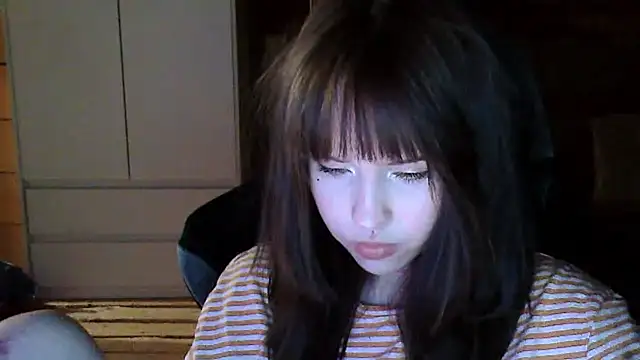 NoirEva online show from May 21, 9:44 pm