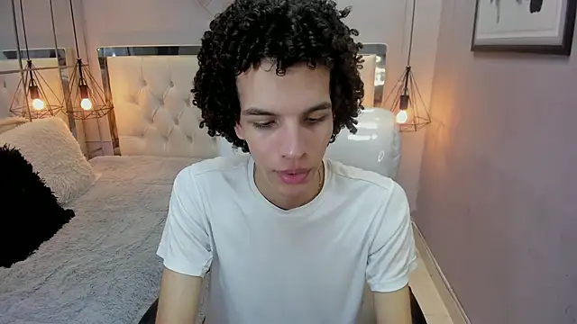 felix haze online show from May 26, 5:42 pm