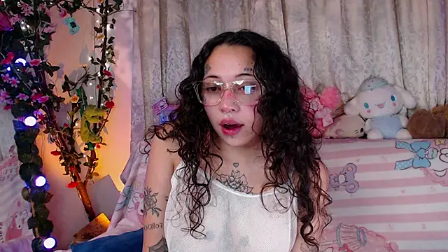 bricherry online show from May 24, 2:38 am
