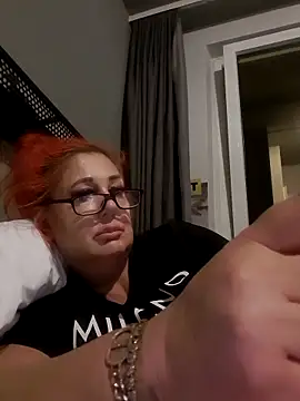AshleyGinger   online show from June 2, 9:17 pm