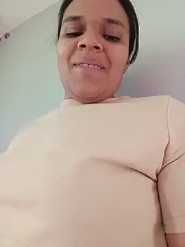 sexybronwgirl01 online show from May 13, 5:21 pm